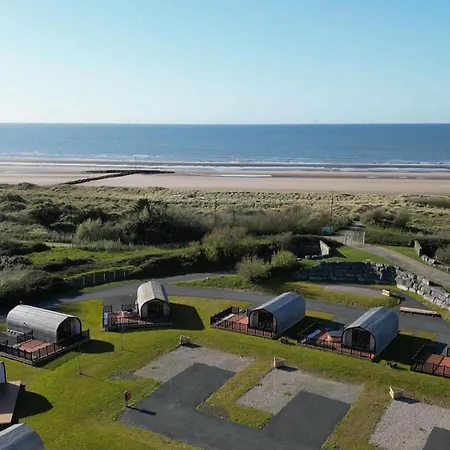 Ffrith Beach Glamping Pods Prestatyn Esterno foto