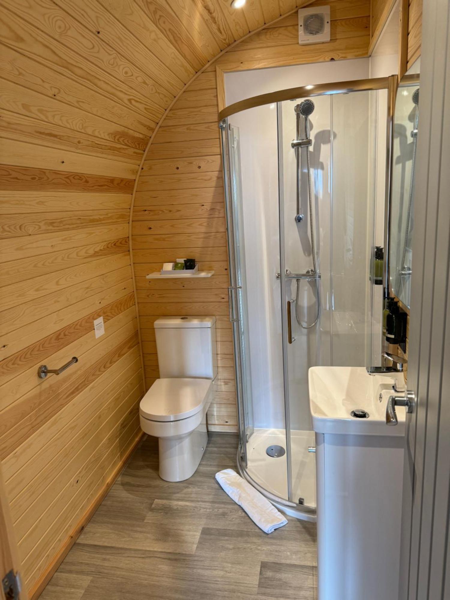 Ffrith Glamping Pods Campsite *