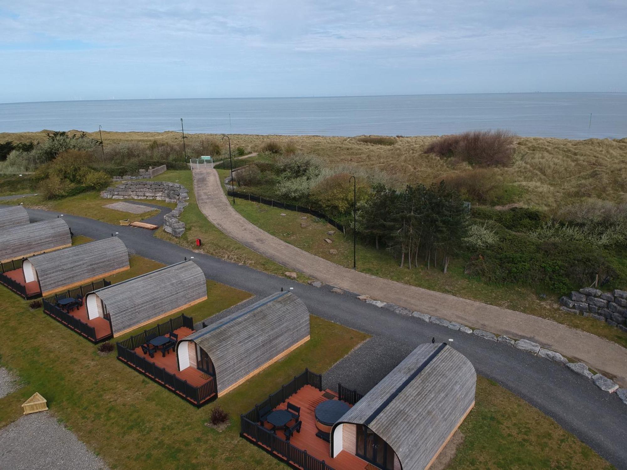 Ffrith Glamping Pods Campsite *